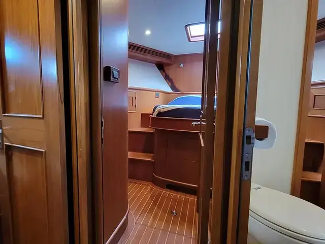 Outer Reef 650 Motoryacht