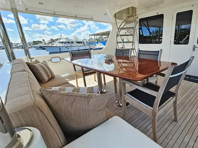 Outer Reef 800 Motoryacht