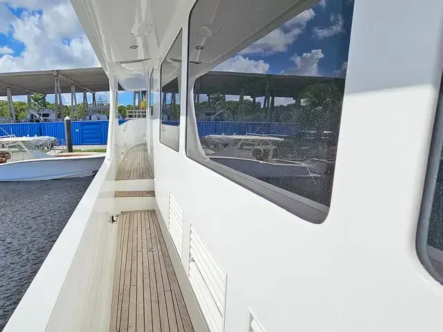 Outer Reef 800 Motoryacht