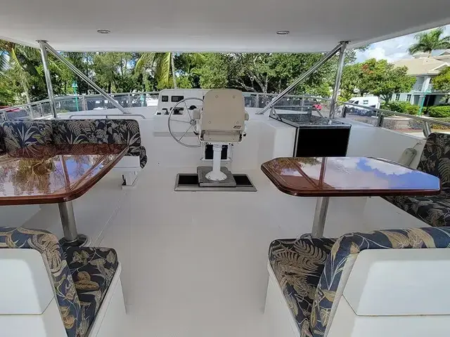 Outer Reef 650 Motoryacht