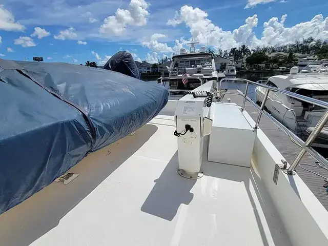 Outer Reef 650 Motoryacht