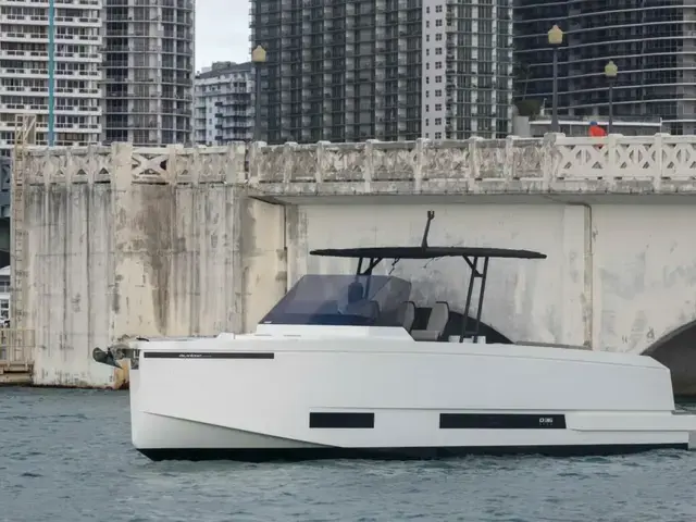 De Antonio Yachts D36 Open