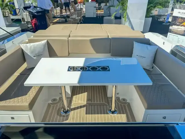 De Antonio Yachts D36 Open