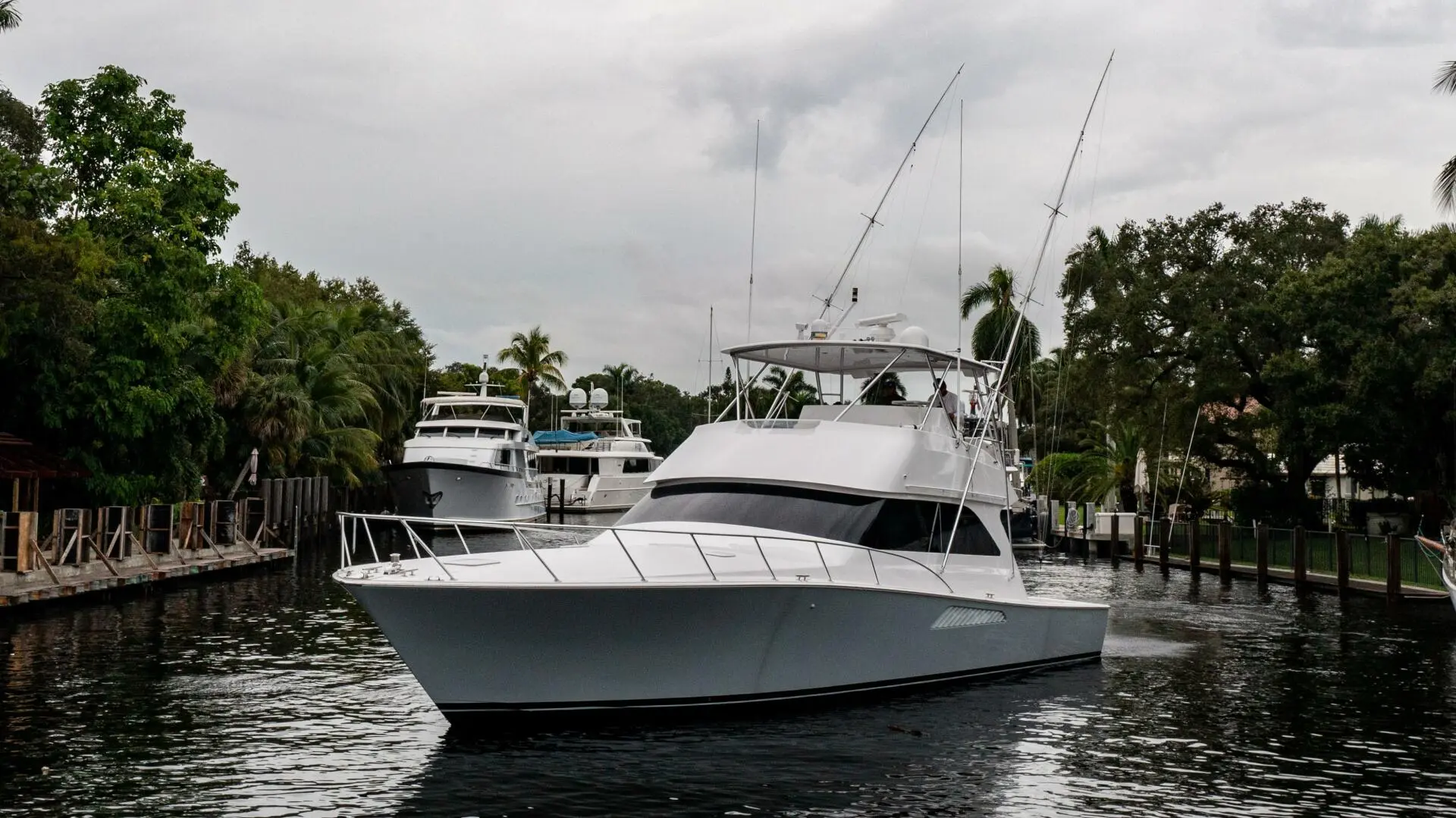 2005 Viking 53