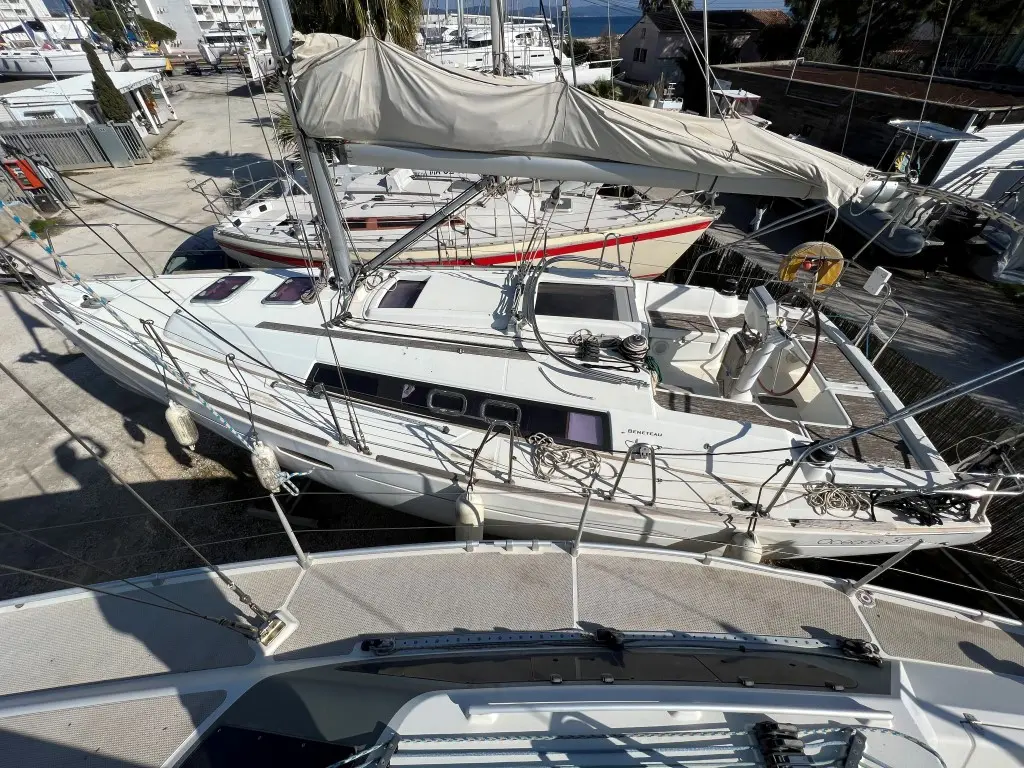 2010 Beneteau oceanis 31