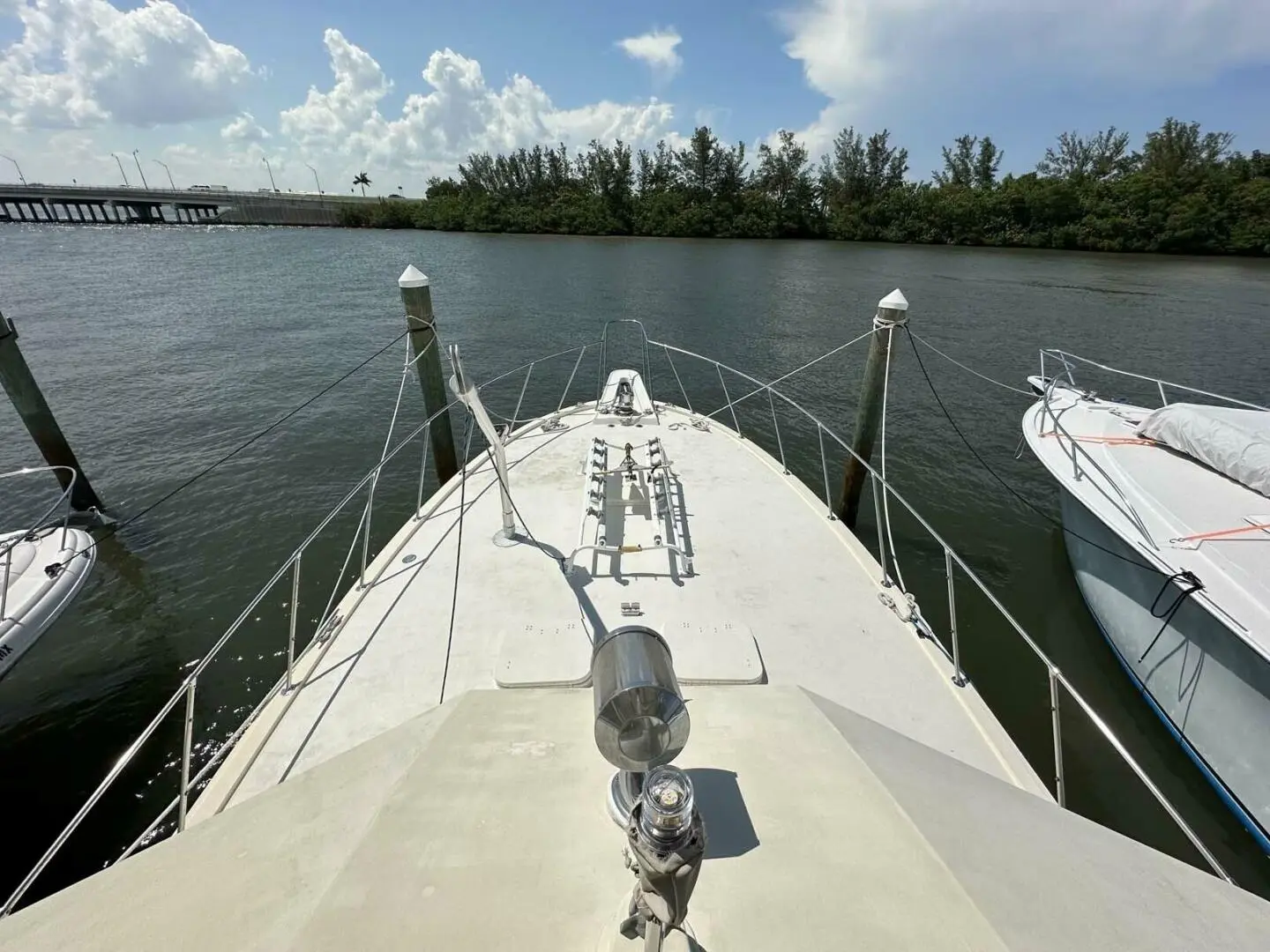 1981 Hatteras 42 convertible