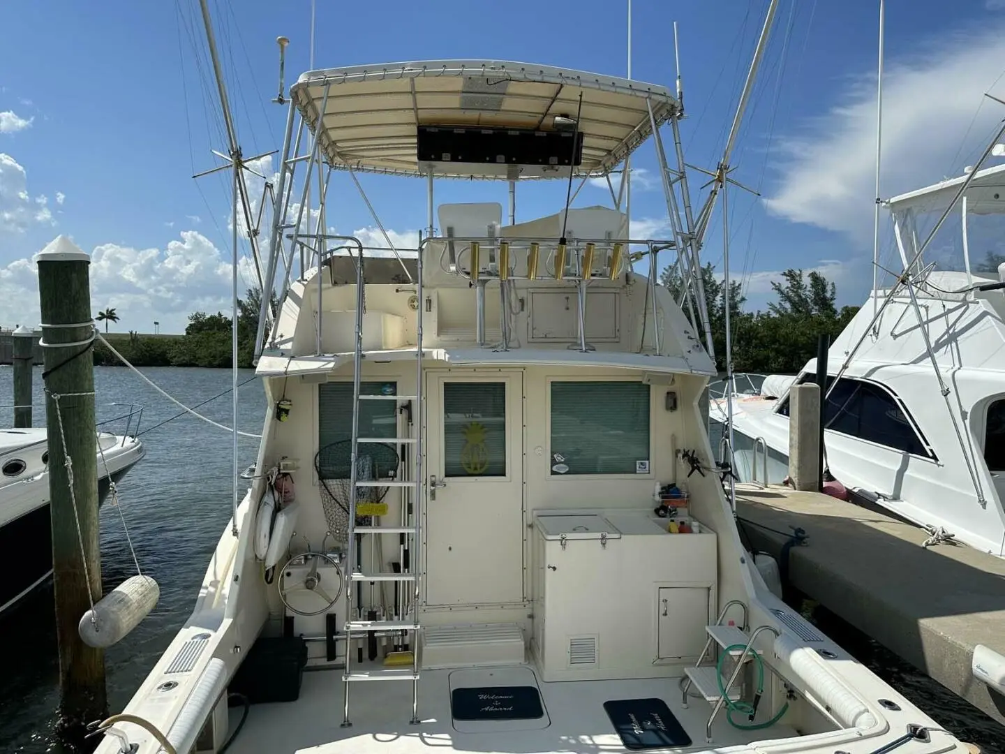 1981 Hatteras 42 convertible