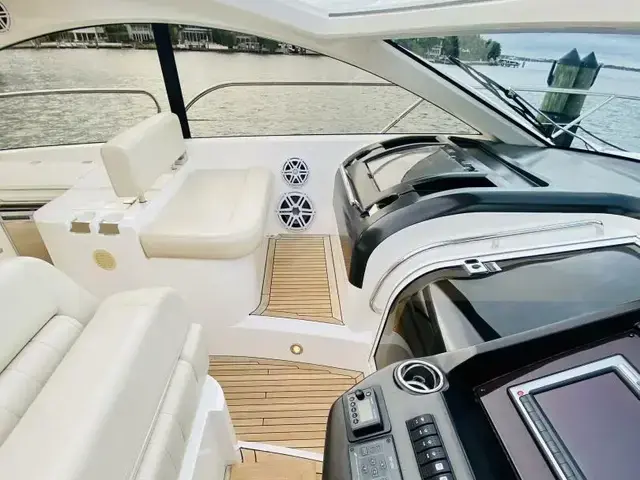 Sunseeker Predator 60