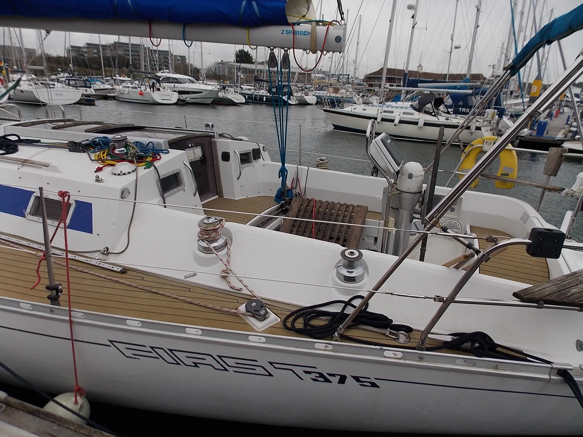 1985 Beneteau first 375