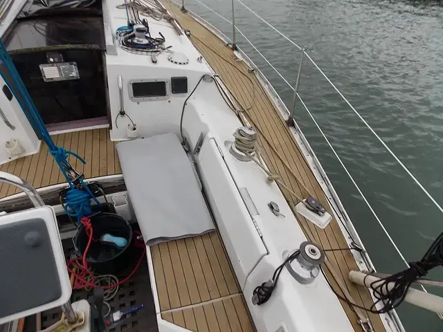 Beneteau First 375