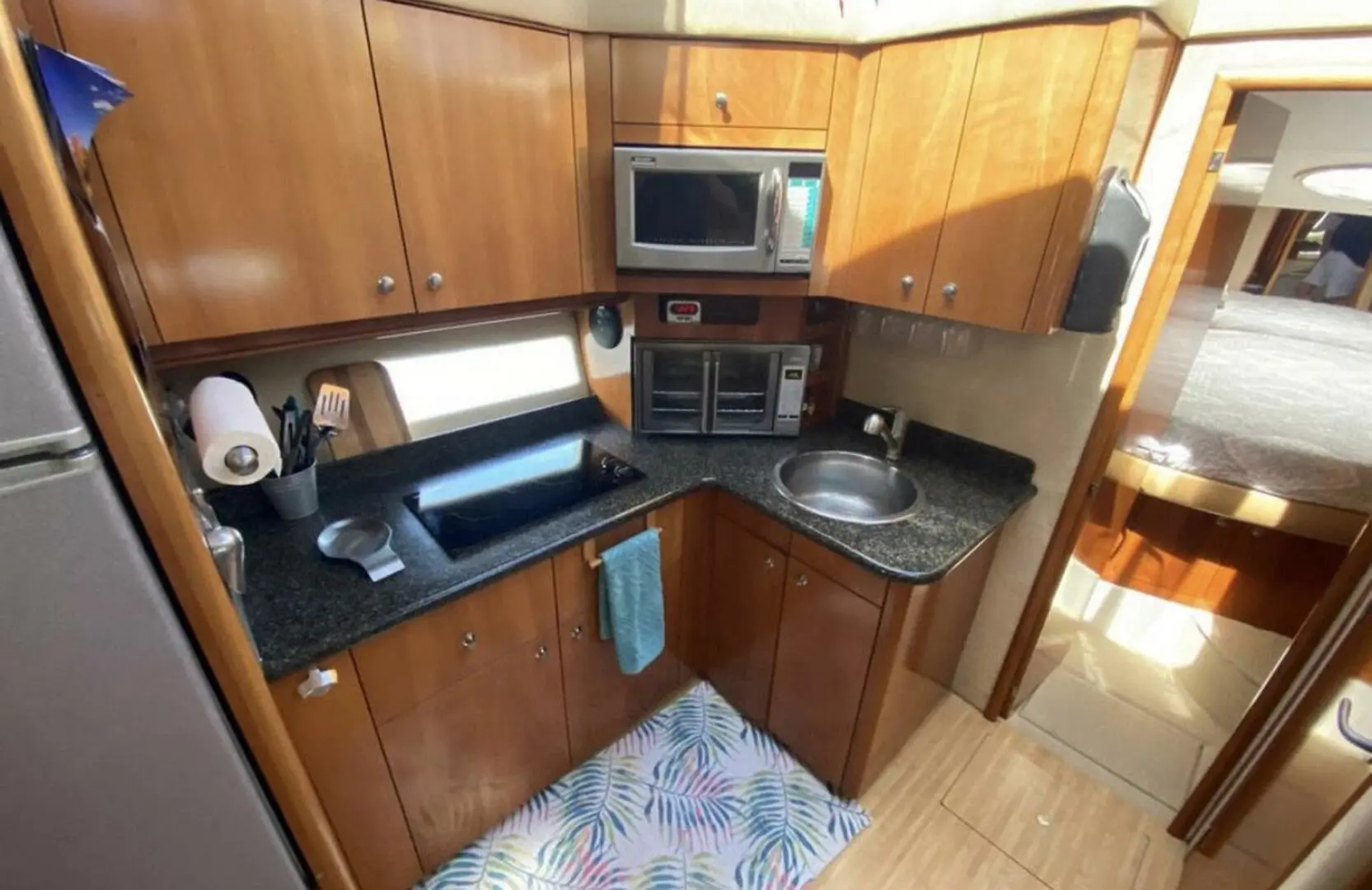 2006 Carver 43 motor yacht