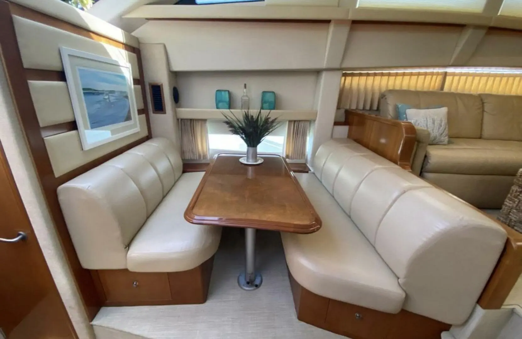 2006 Carver 43 motor yacht