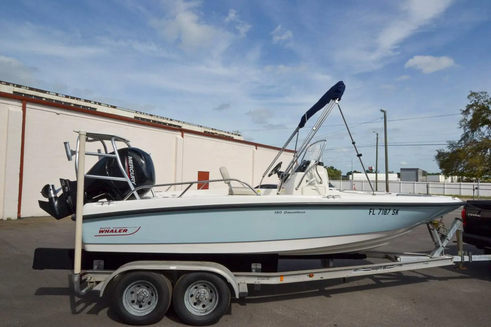 2019 Boston Whaler 180 dauntless