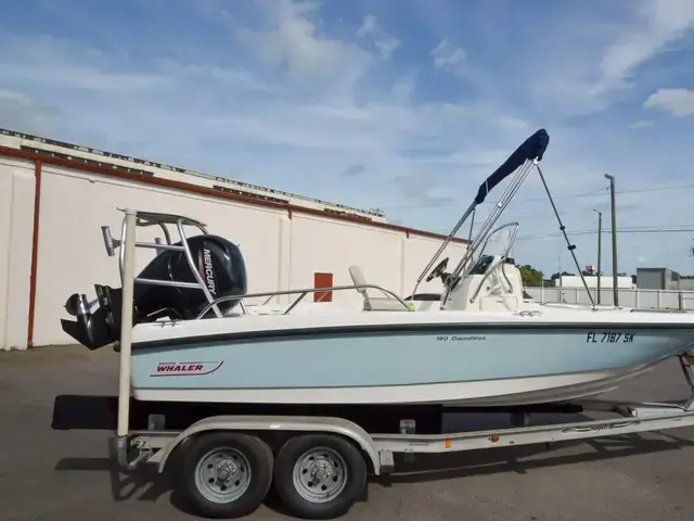 Boston Whaler 180 Dauntless