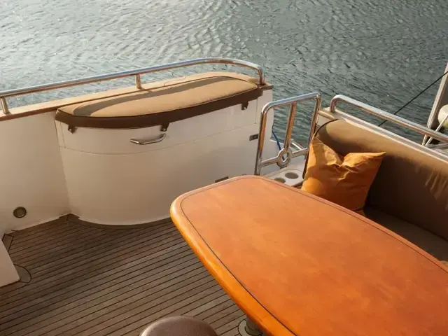 Elegance 54