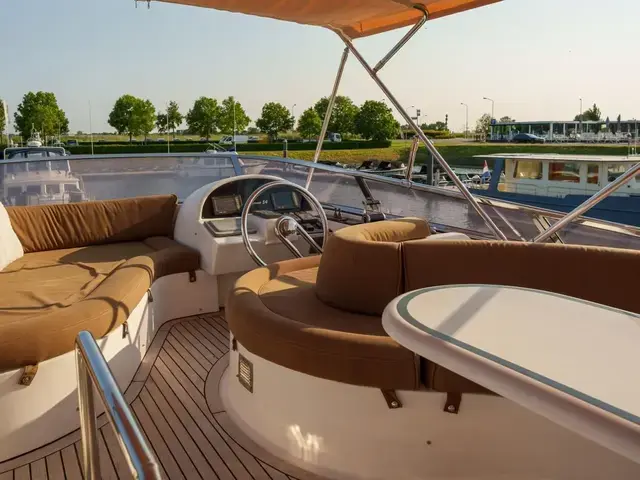 Elegance 54