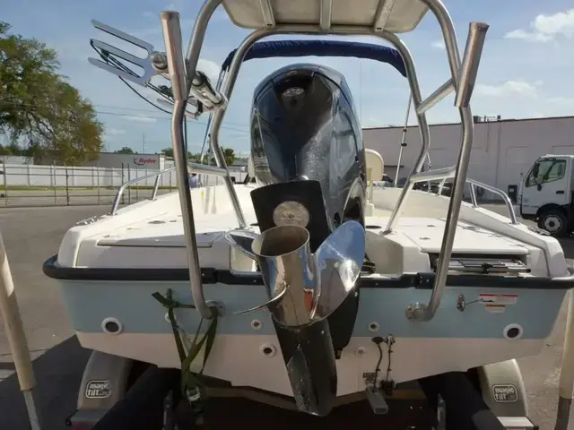 Boston Whaler 180 Dauntless