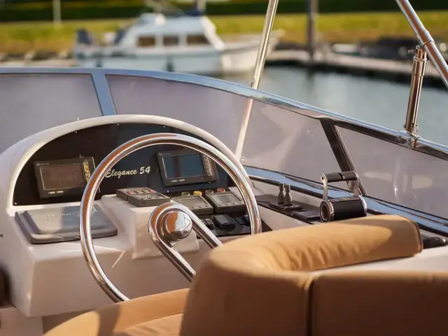 Elegance 54