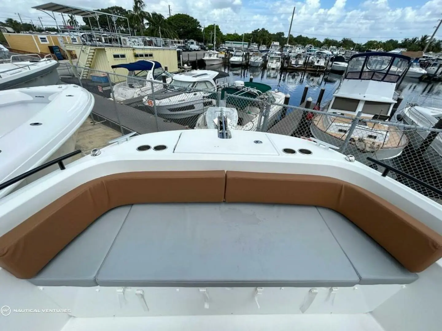 2023 Beneteau flyer 9 spacedeck