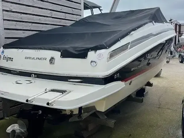 Bayliner 742 Cuddy