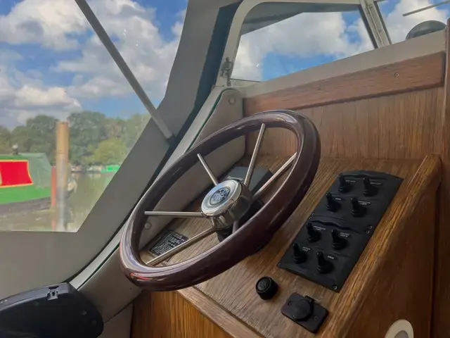 Viking Canal Boats 20 Cockpit Cruiser