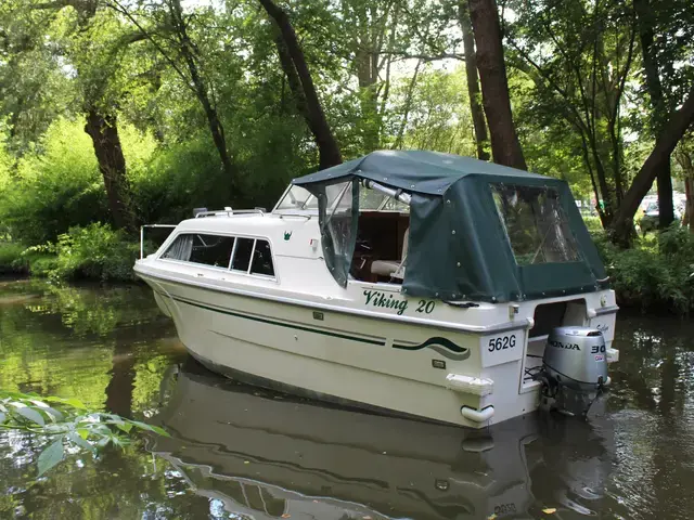 Viking Canal Boats 20 Cockpit Cruiser