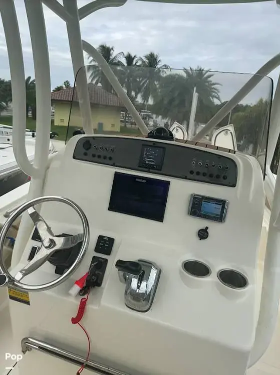 Pioneer 222 Sportfish