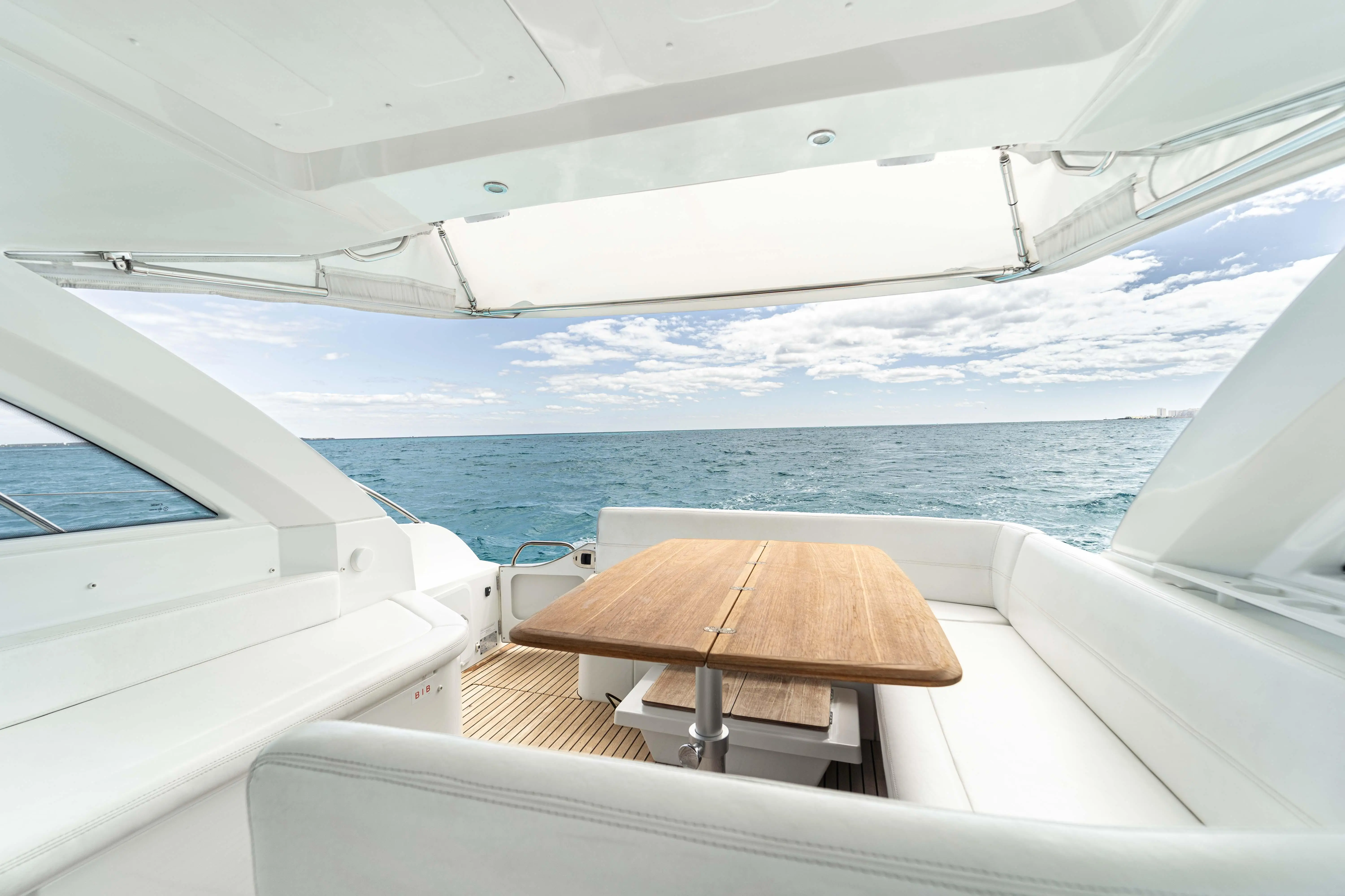 2015 Beneteau 38'