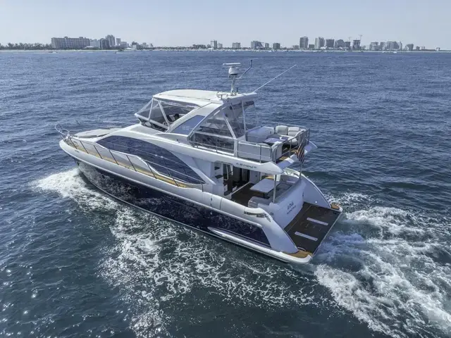 Azimut 55 Fly