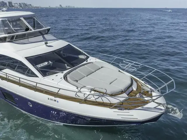 Azimut 55 Fly