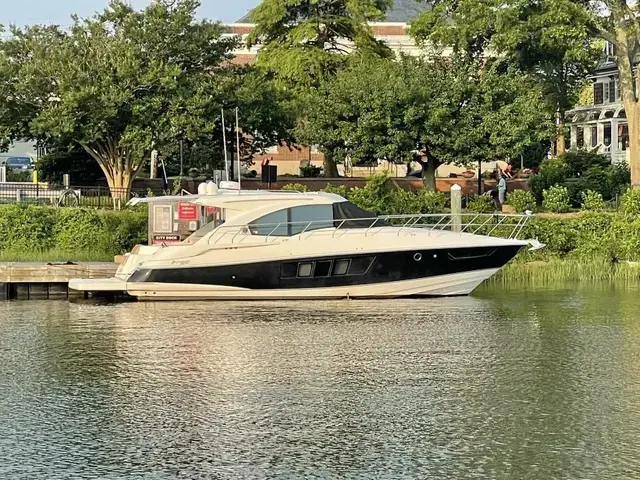 Cruisers Yachts Cantius