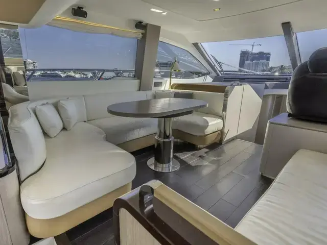 Azimut 55 Fly