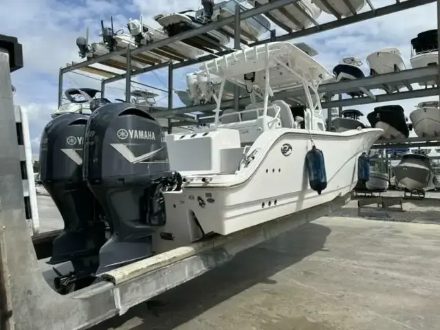 Sea Fox 328 Commander