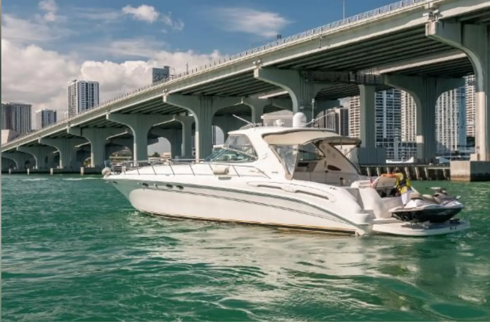 2000 Sea Ray 540 sundancer