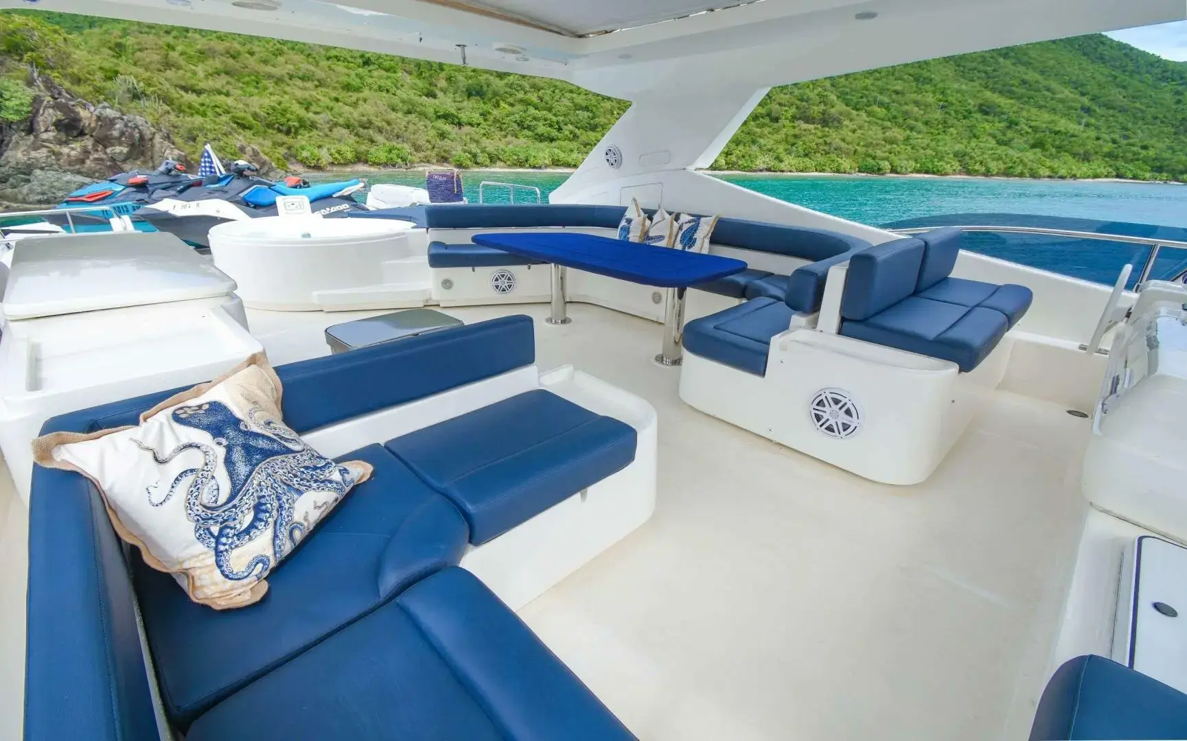 2006 Ferretti 881