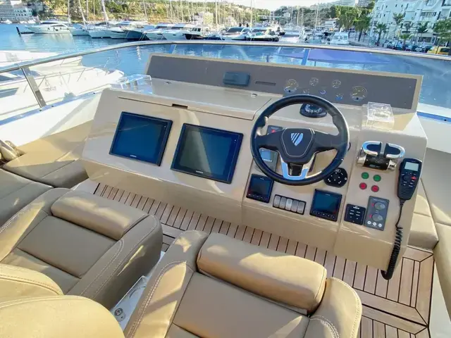 Fairline Squadron 65