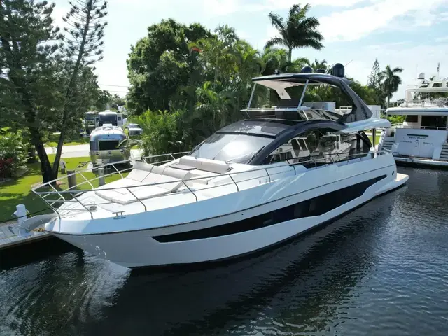 Astondoa Flybridge 66