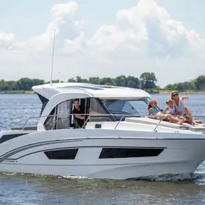 2025 Beneteau Antares 9