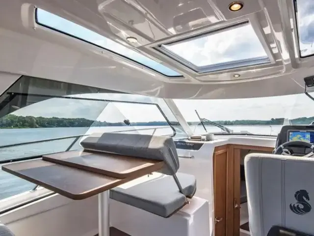 Beneteau Antares 9