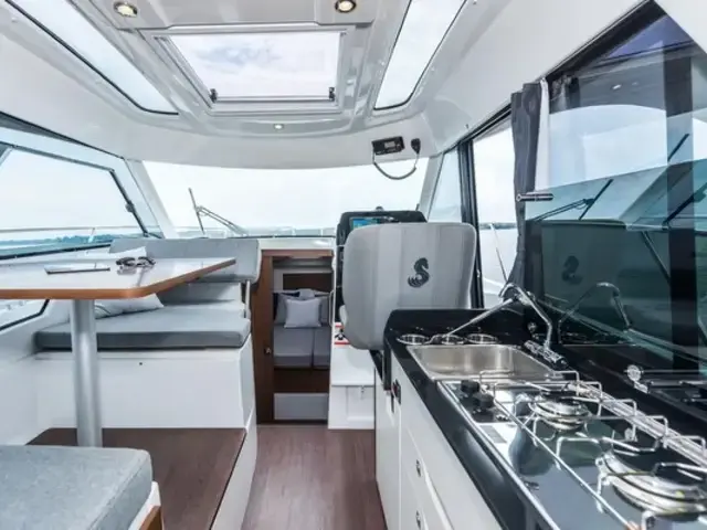 Beneteau Antares 9