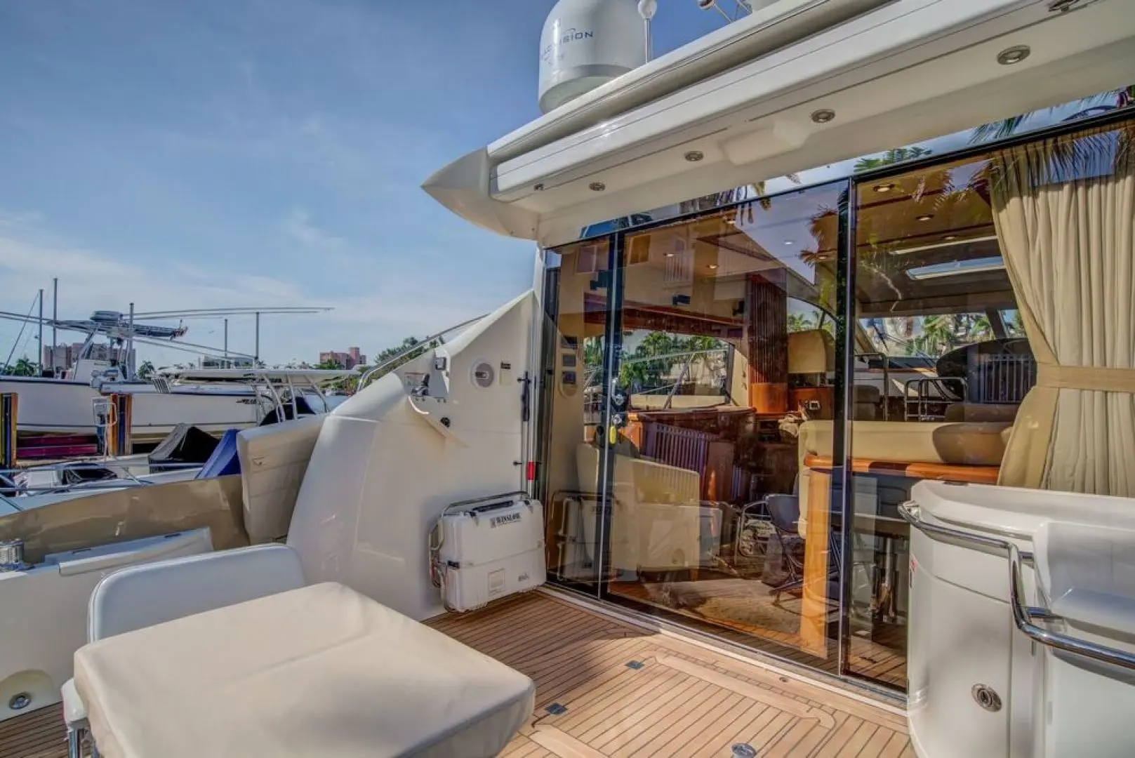 2010 Sunseeker predator