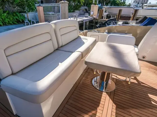 Sunseeker Predator 52