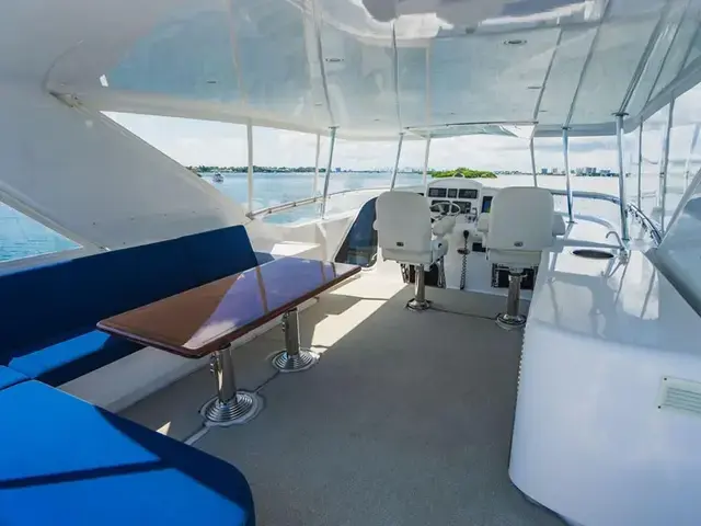 Hatteras 64 Motor Yacht