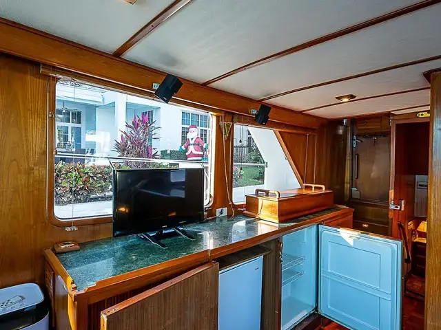 Defever 49 Pilothouse