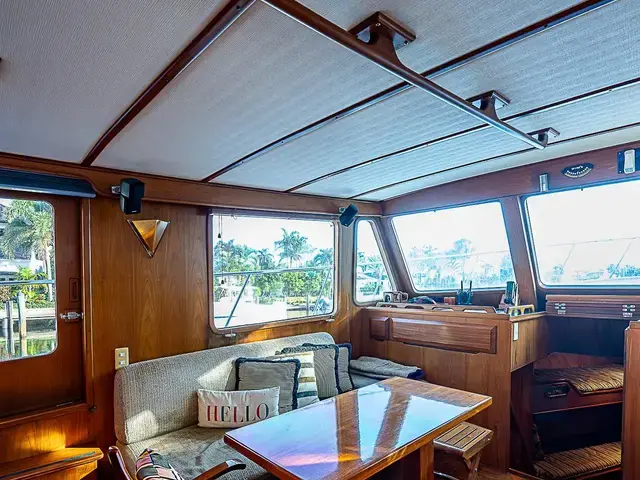 Defever 49 Pilothouse