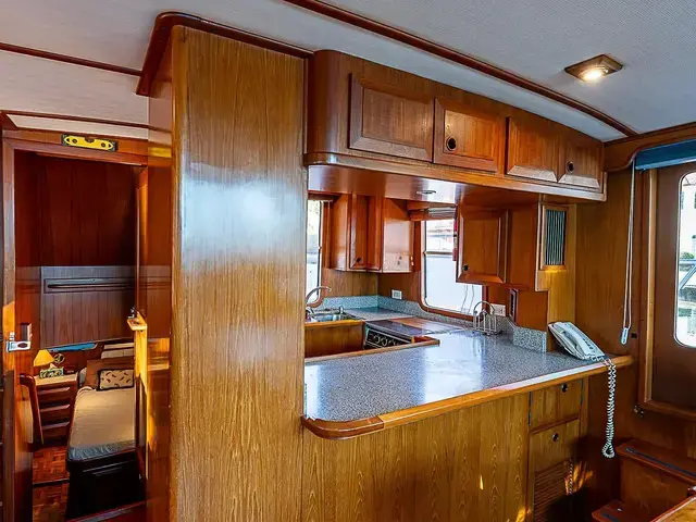 Defever 49 Pilothouse