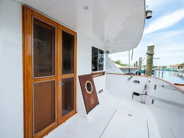 Tollycraft Pilothouse