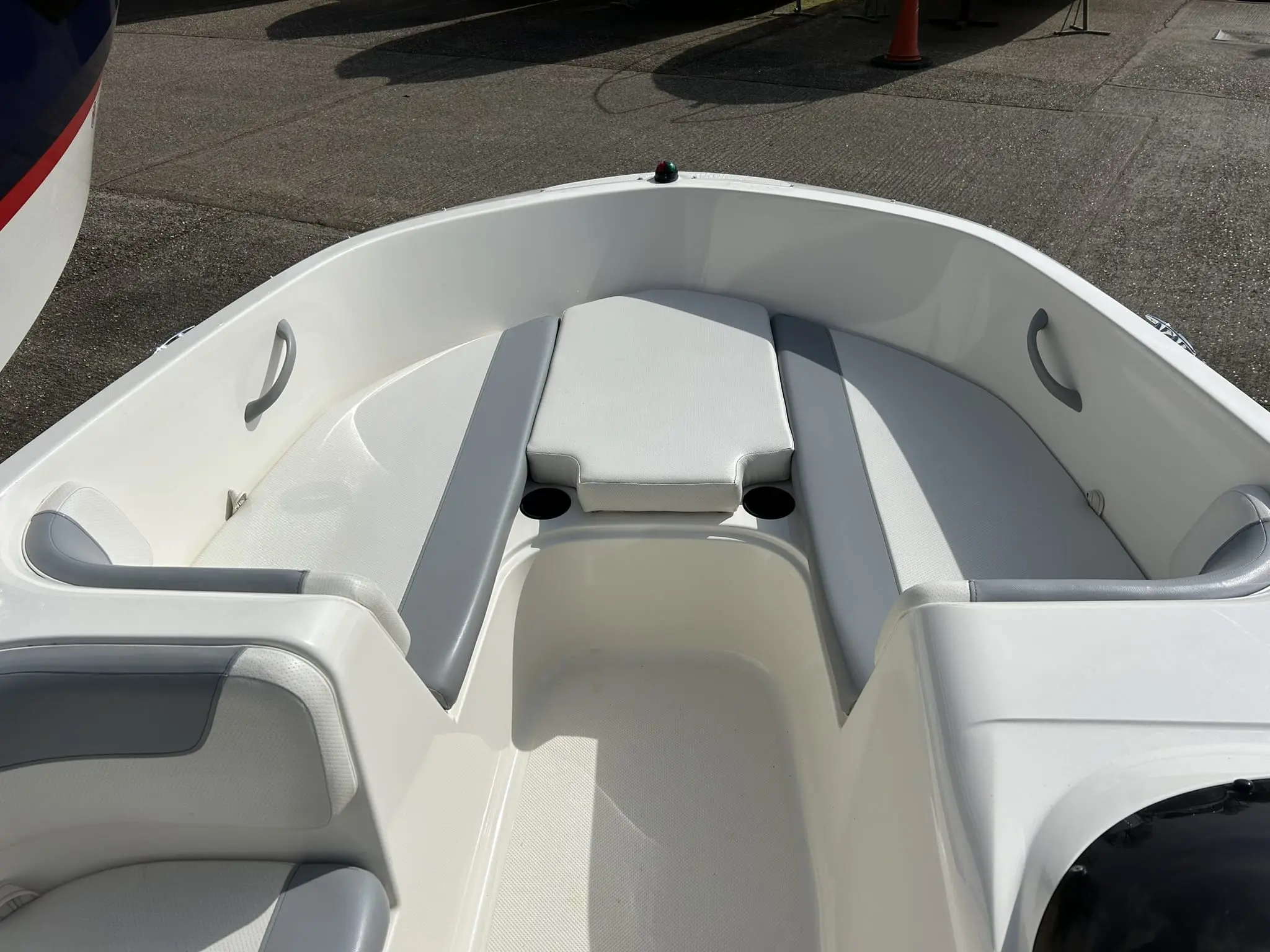 2014 Bayliner 160 element