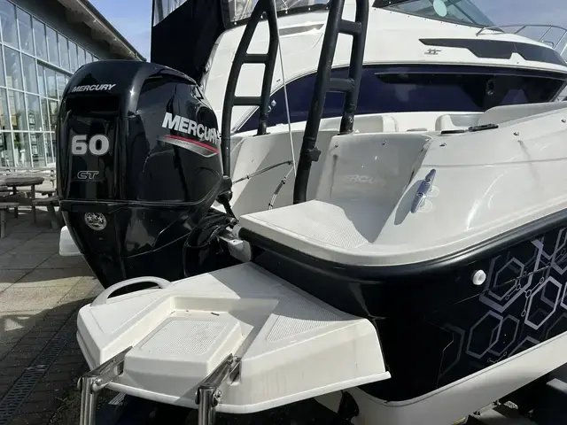 Bayliner 160 Element