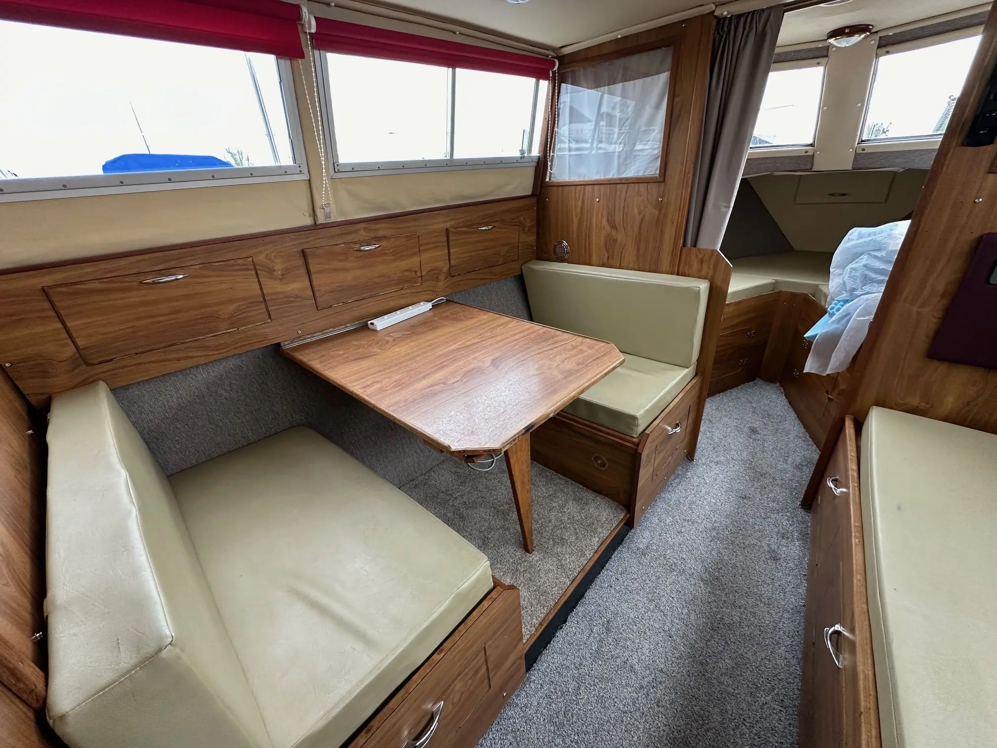 1980 Princess 32